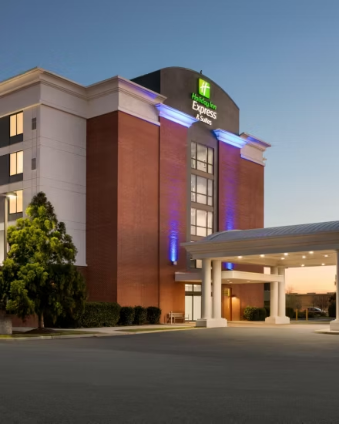 Holiday Inn Express & Suites Norfolk Airport