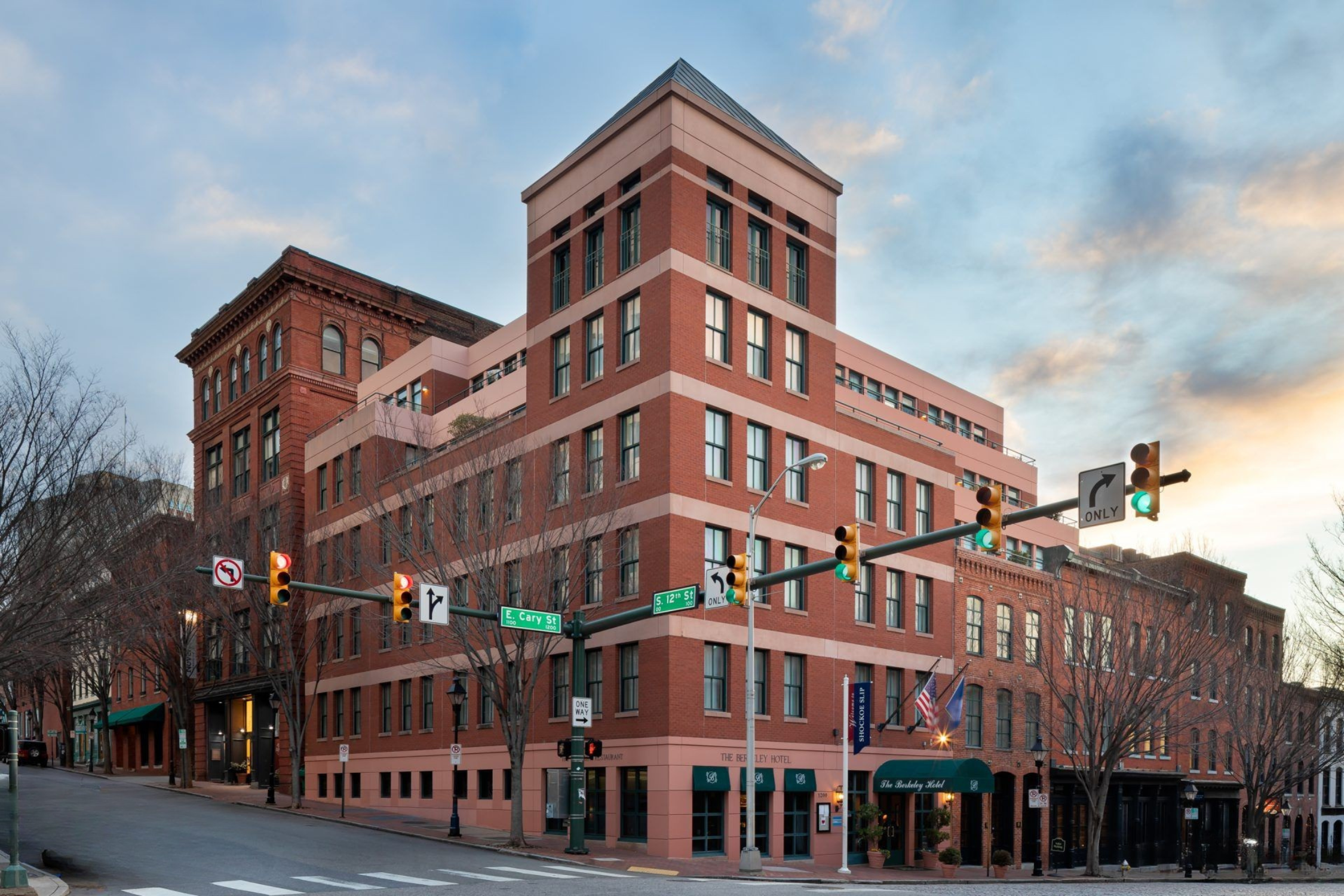 Berkeley Hotel exterior